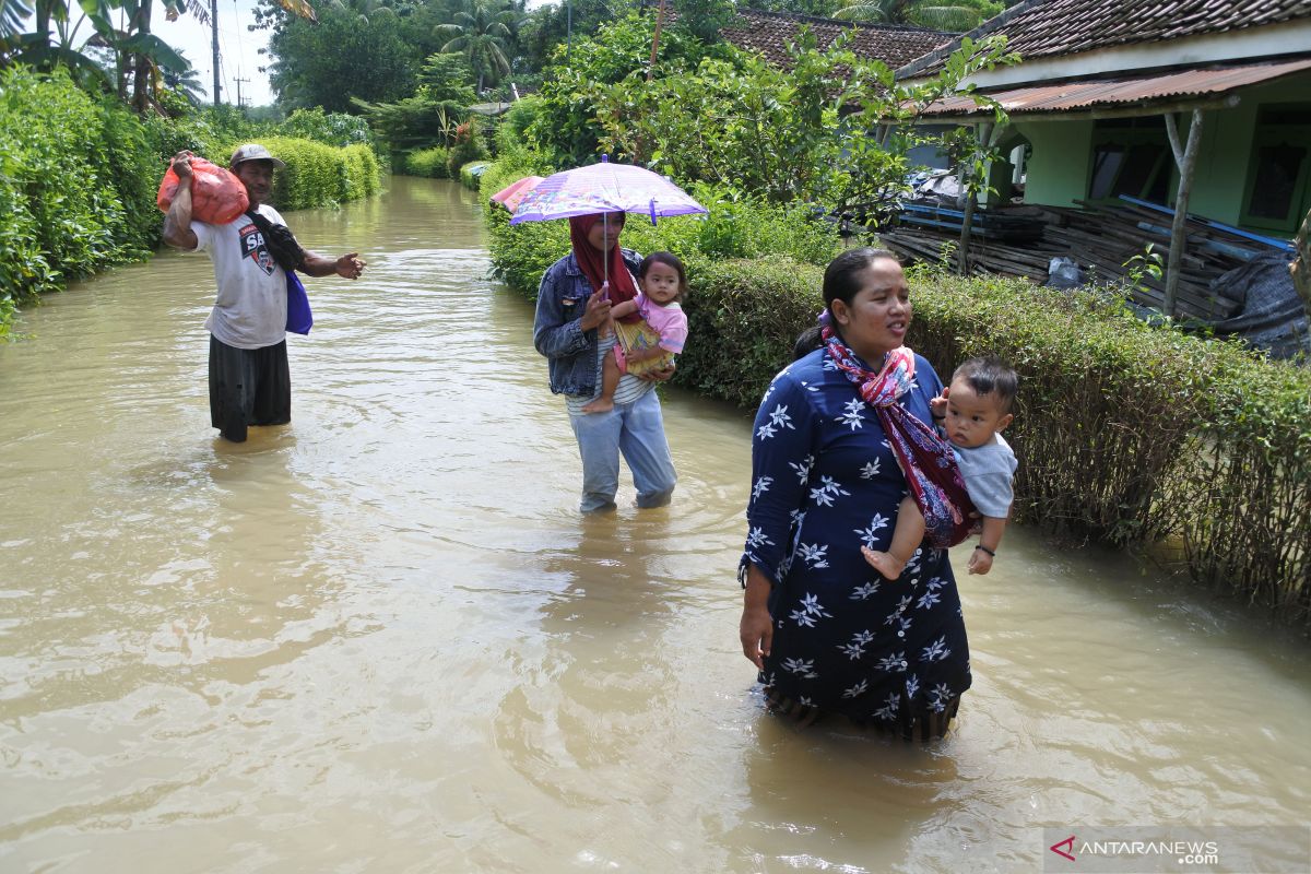 BMKG: Hujan lebat berpotensi terjadi di sejumlah daerah di Indonesia termasuk Jambi