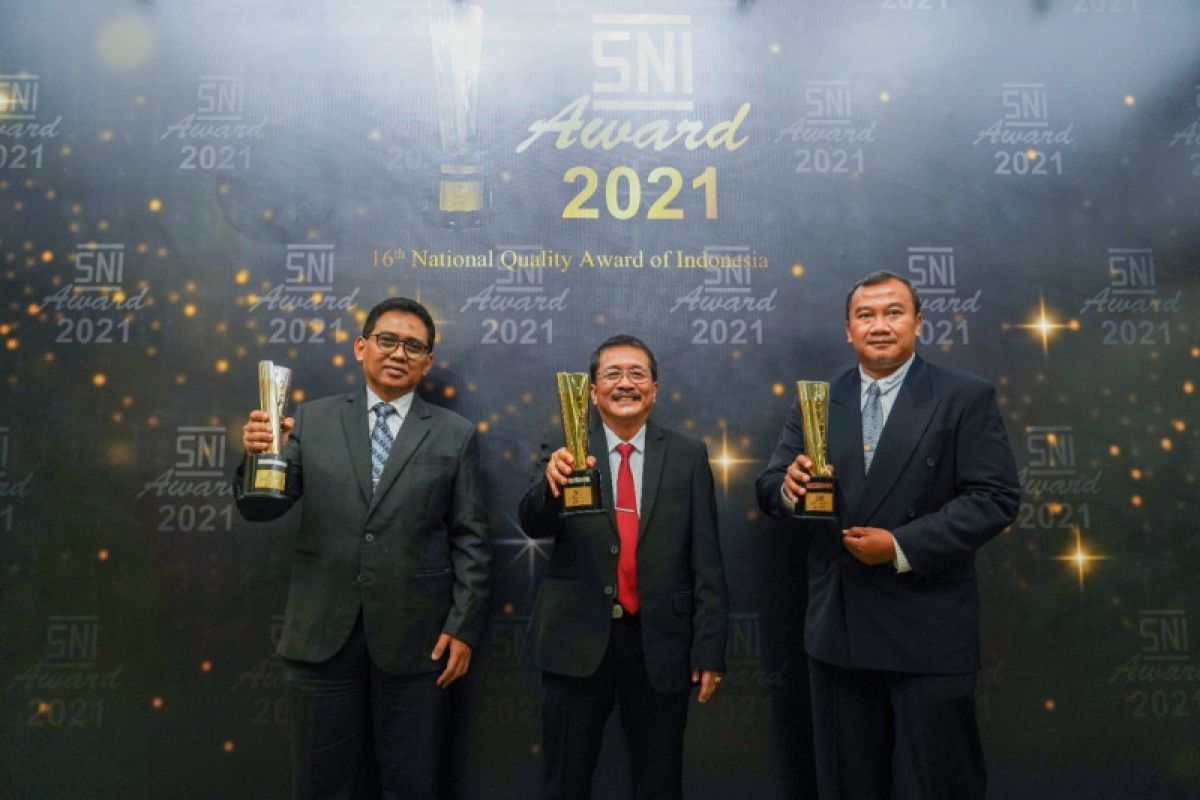 KAI Group raih tiga penghargaan pada penganugerahan SNI Award 2021