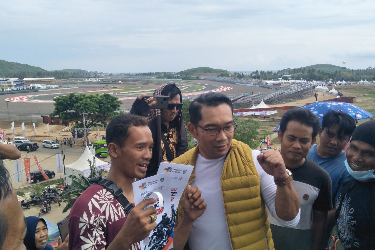 Ridwan Kamil bagi tiket gratis WSBK Mandalika kepada warga