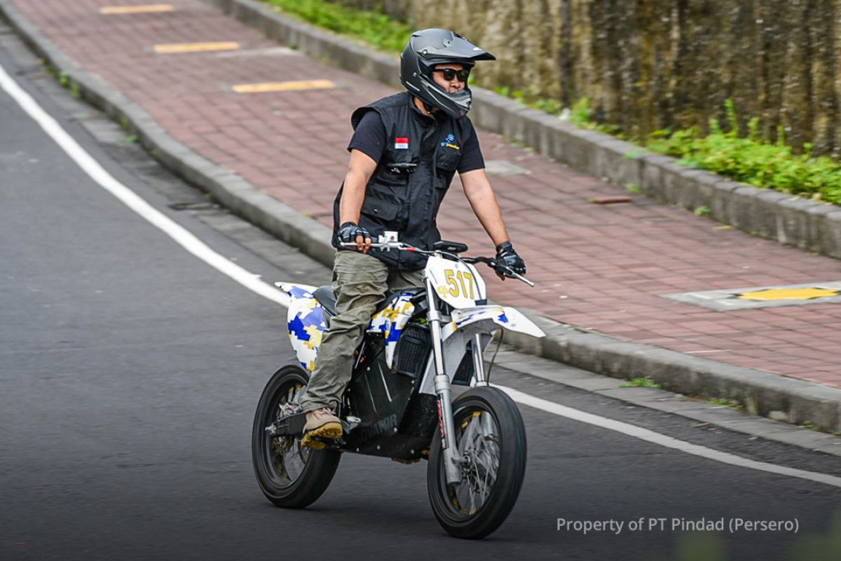 Pindad dorong kolaborasi kendaraan listrik nasional