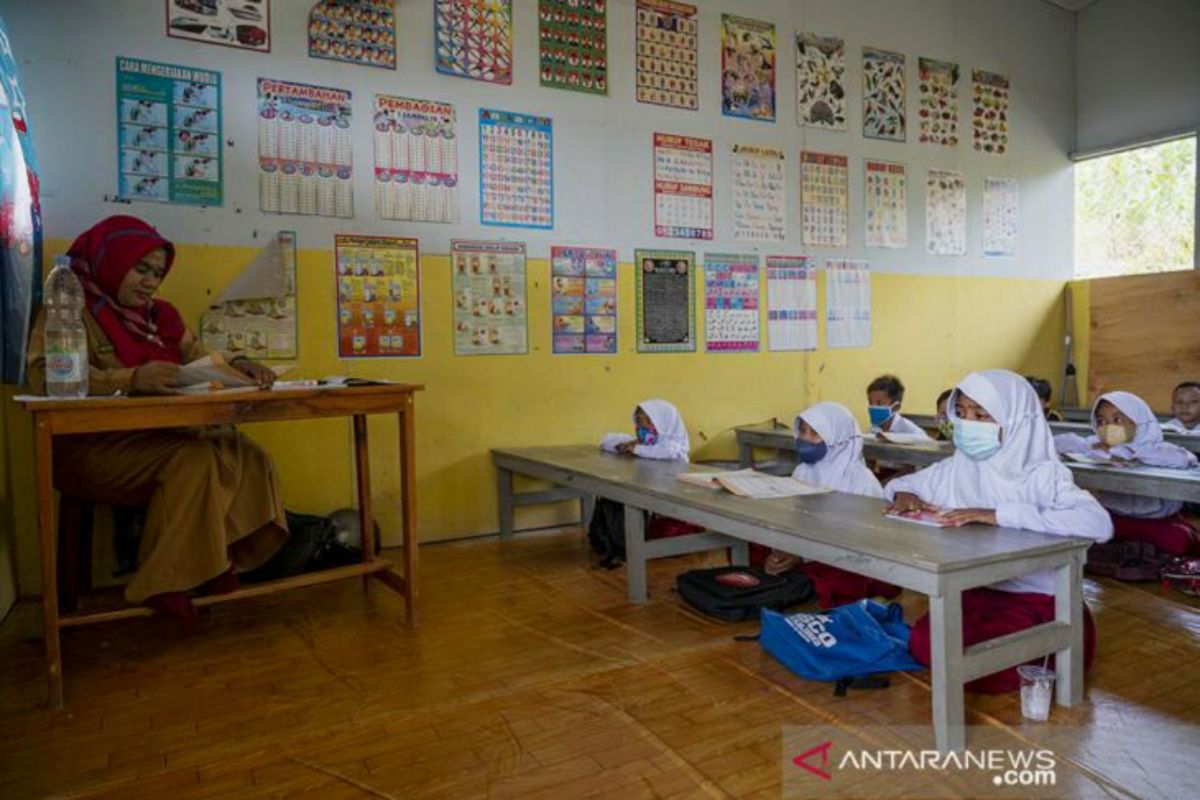 Pembelajaran tatap muka di Palu  diharapkan mulai longgar tahun 2022