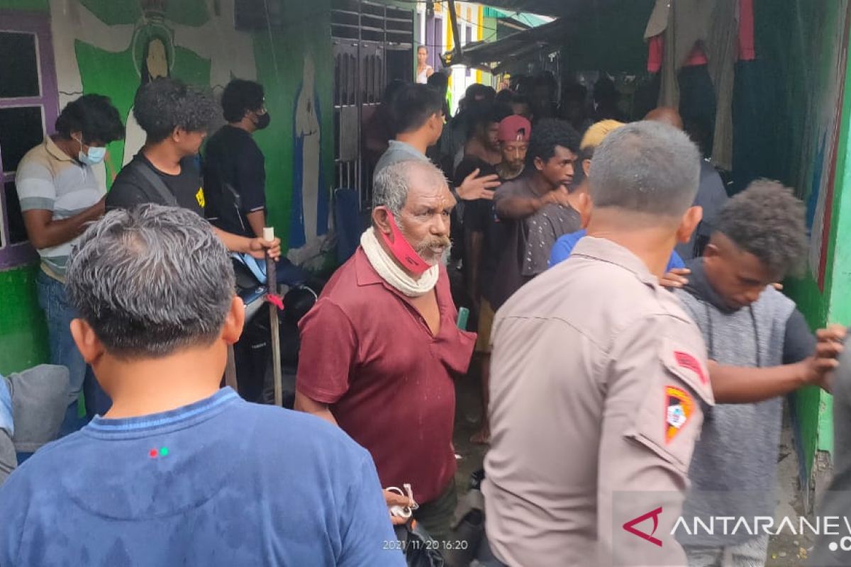 Polisi amankan puluhan warga dalam bentrok di Timika