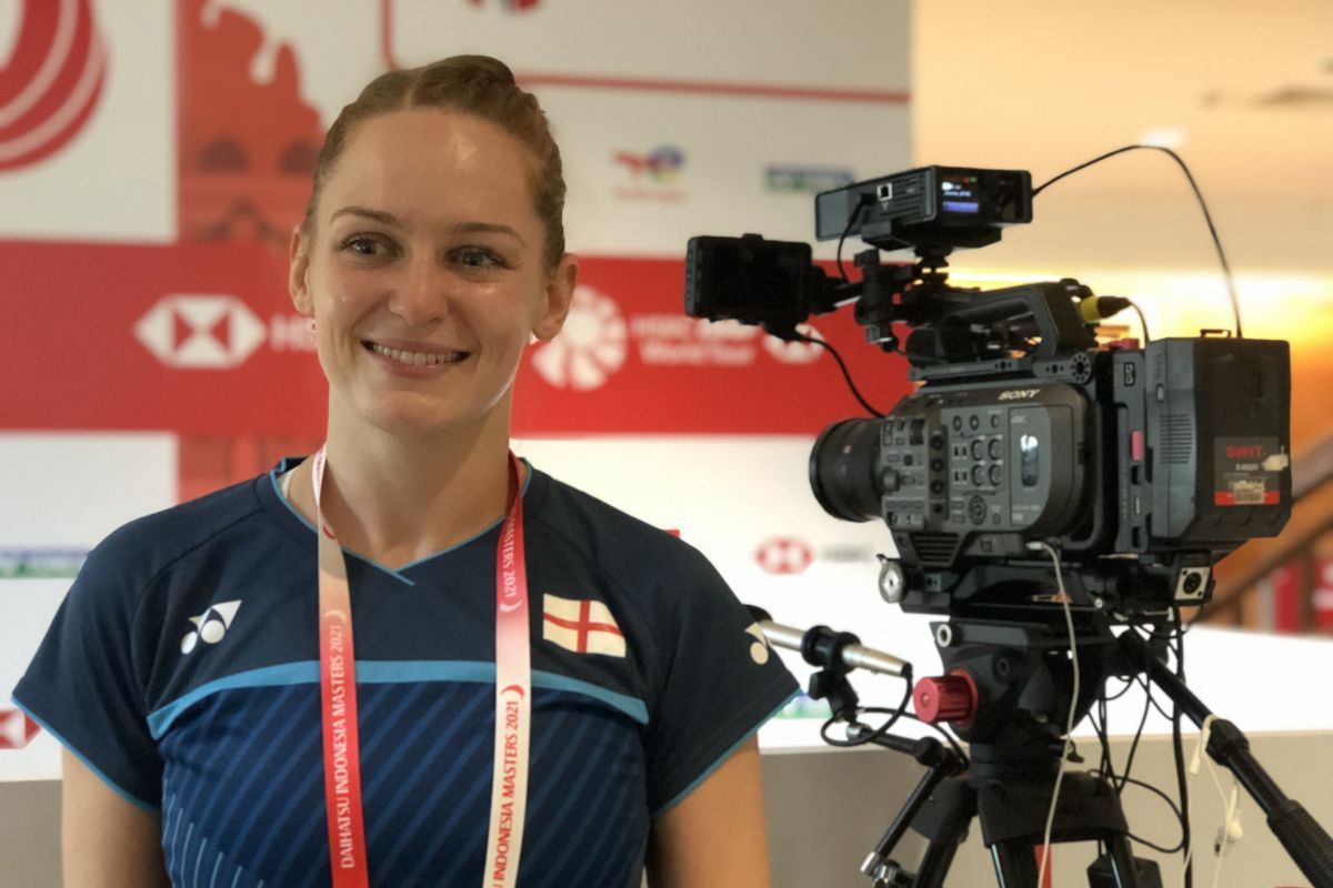 Lauren Smith jajal profesi jurnalis di sela turnamen Indonesia Master 2021