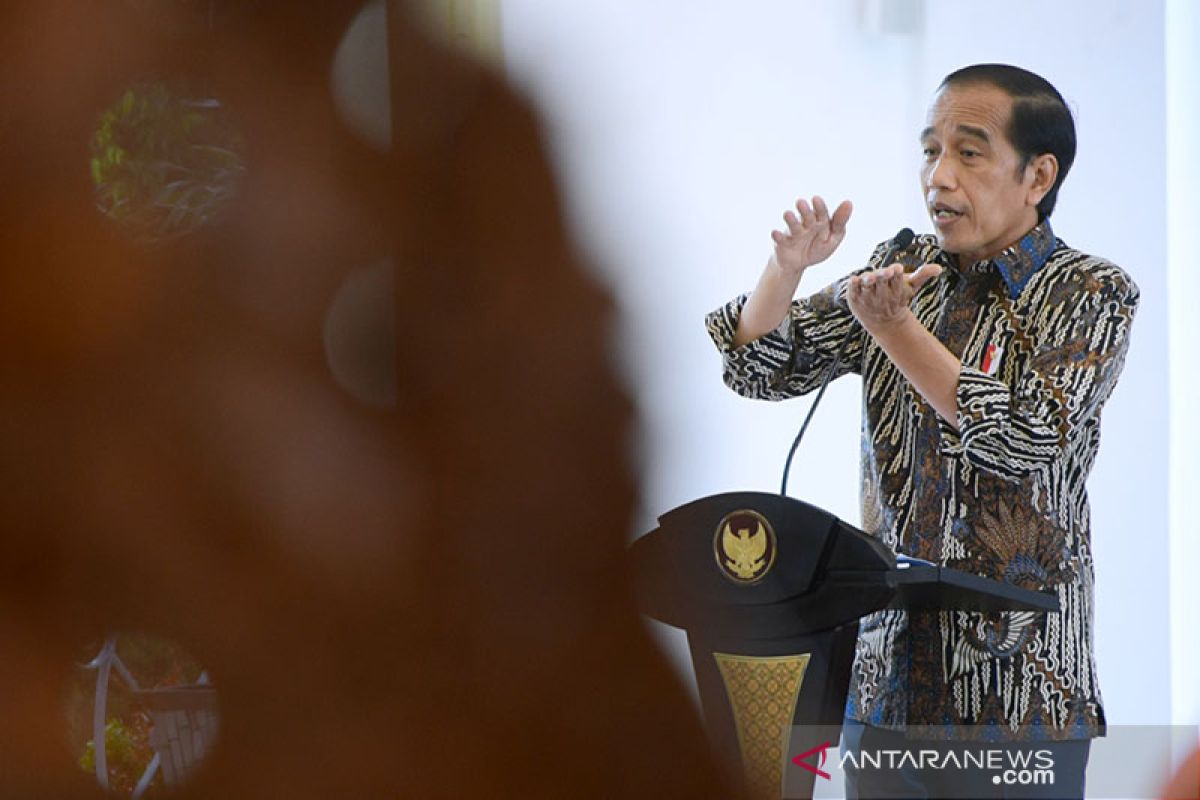 Dorong gunakan mobil listrik, Presiden ingin neraca pembayaran surplus