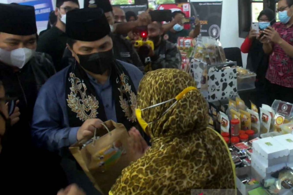 Menteri BUMN dorong UMKM tingkatkan produknya bersaing di pasar global