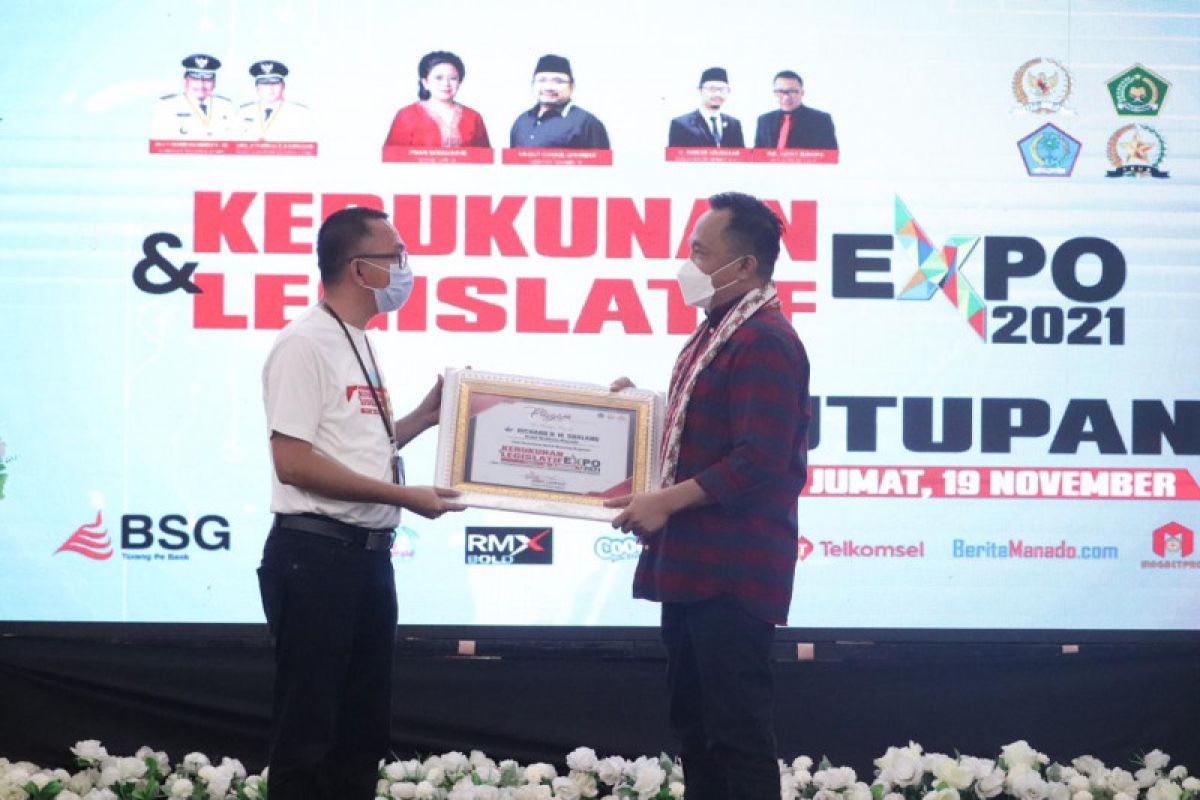 DPRD Sangihe juara umum lomba Kerukunan dan Legislative Sulutgo Expo 2021