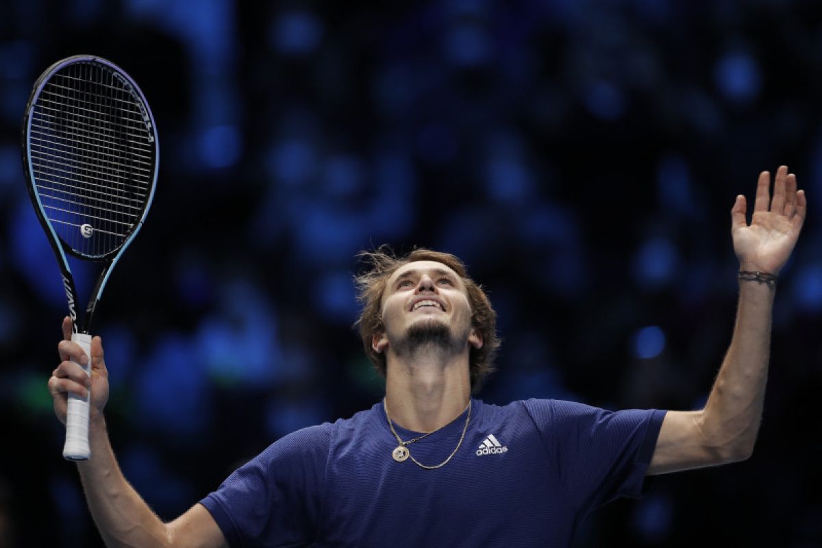 Kalahkan Djokovic, Zverev bertemu Medvedev final ATP Finals