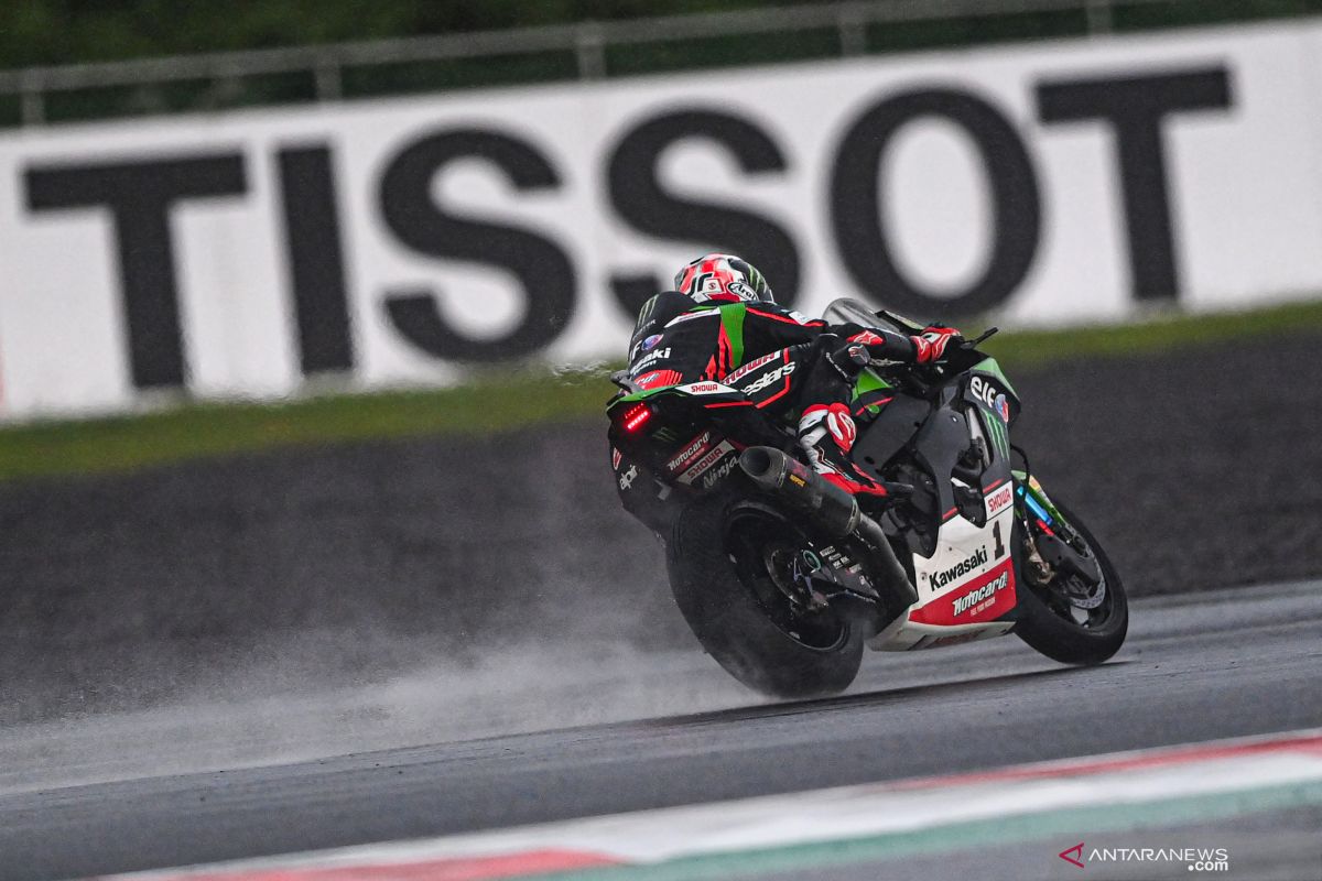 Rea kalahkan Razgatlioglu  pada hari pertama tes WSBK di Portimao