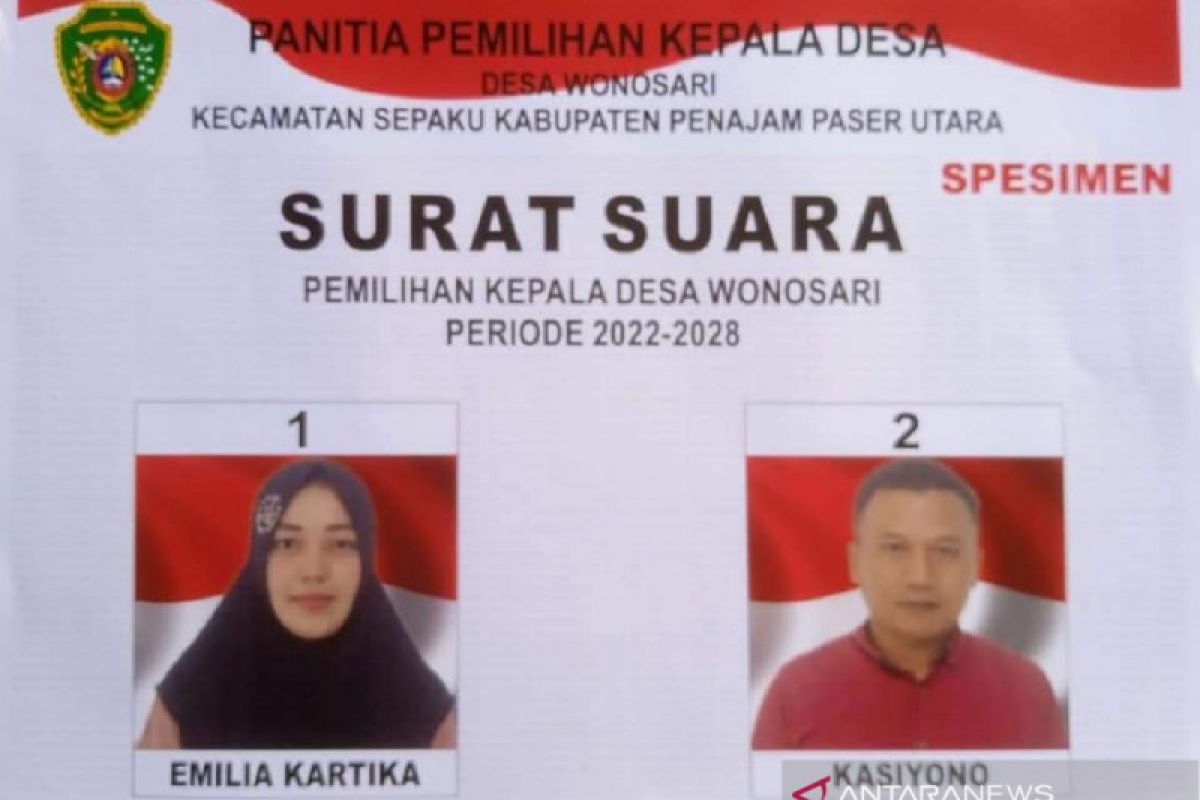 Suami istri siap berebut kursi kepala desa