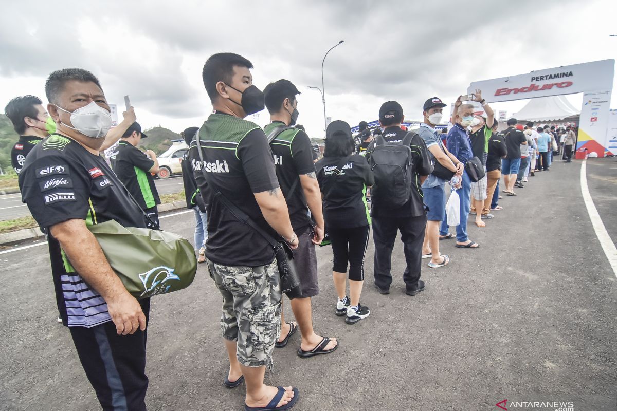 Penonton makin ramai menyaksikan Final WSBK di Sirkuit Mandalika