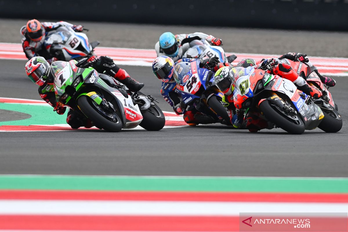 WSBK 2021 - Rea dominasi dua race penutup musim di Sirkuit Mandalika