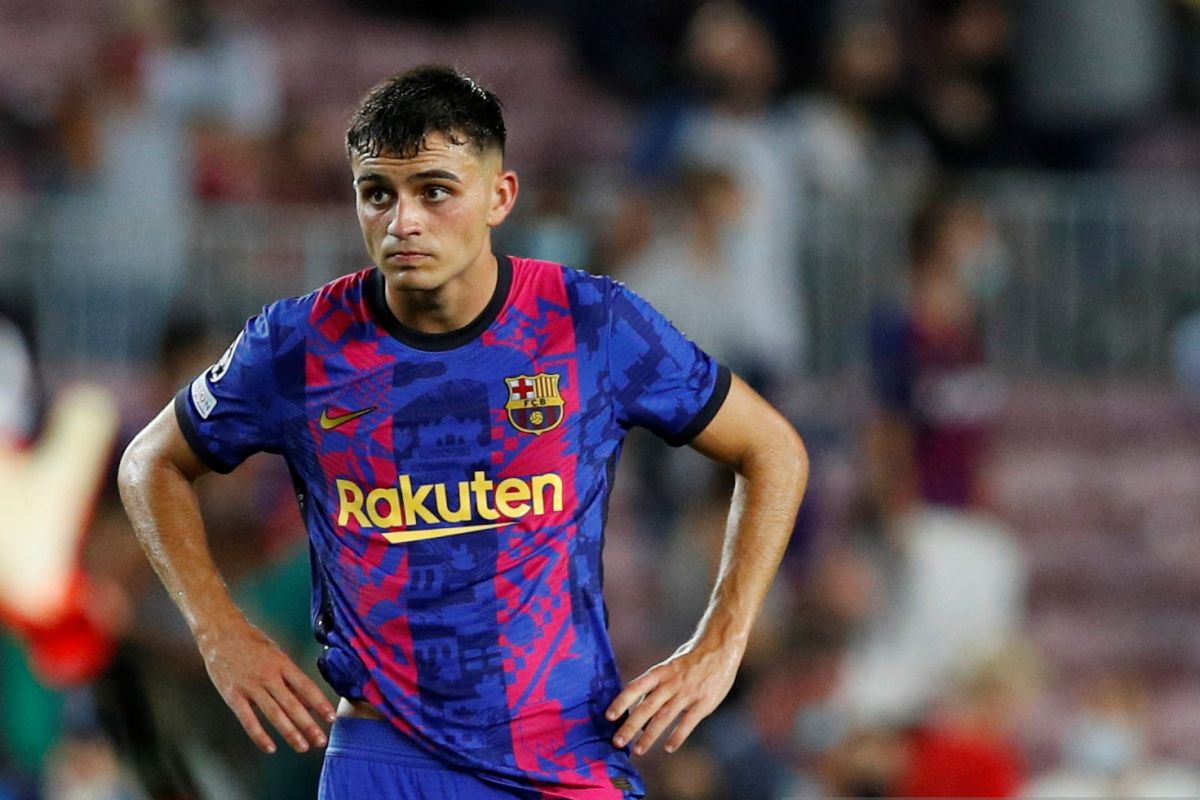 Pemain Barcelona Pedri sabet penghargaan Golden Boy 2021