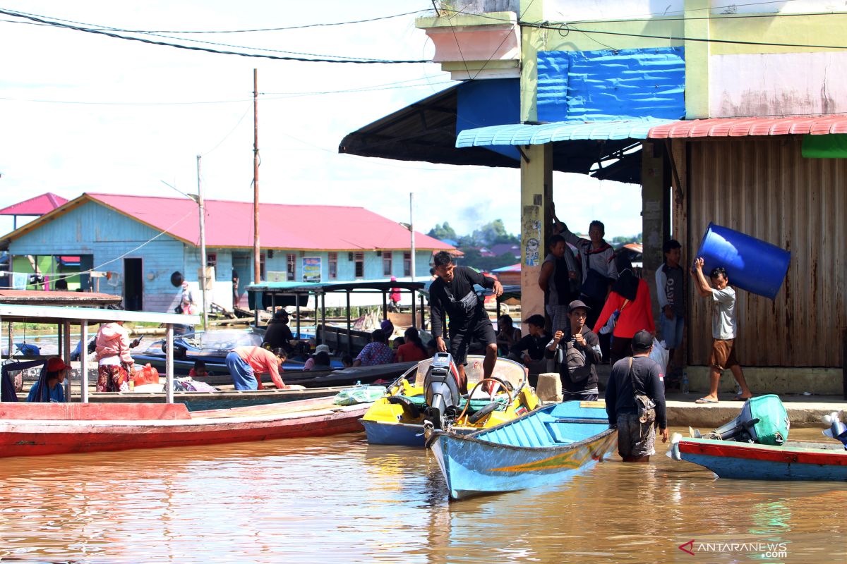Puluhan kasus demam berdarah terjadi usai bencana banjir di Sintang