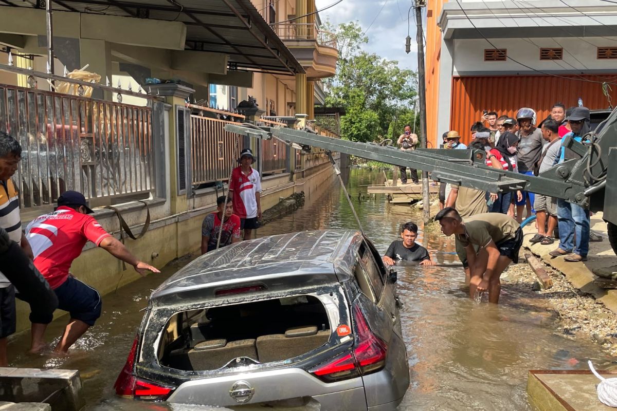 Perumdam Tirta Senentang benahi kerusakan infrastruktur di Sintang