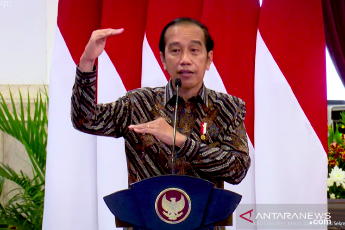 Presiden Jokowi minta jajaran menteri cari skema biayai transisi energi