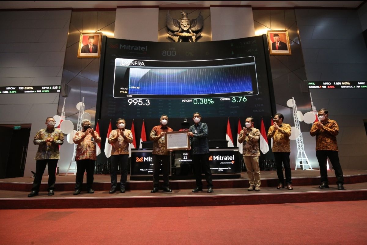 Anak usaha PT Telkom resmi catatkan saham di bursa