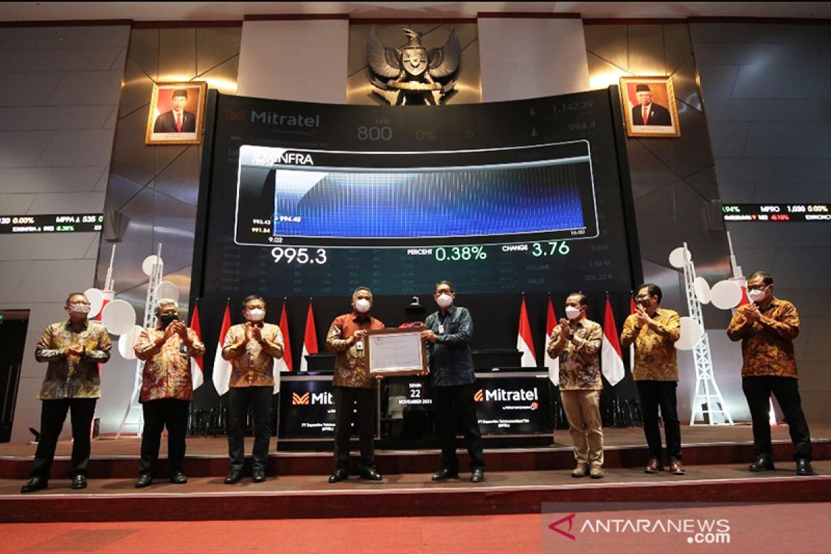 Mitratel resmi catatkan saham di bursa, raih dana Rp18,79 triliun