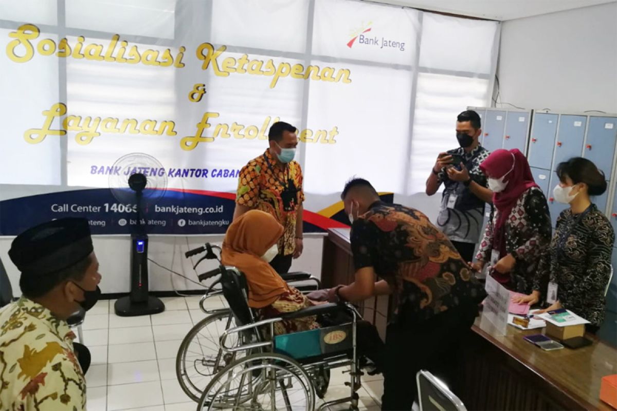 Bank Jateng berikan kemudahan nasabah pensiunan dengan enrollment