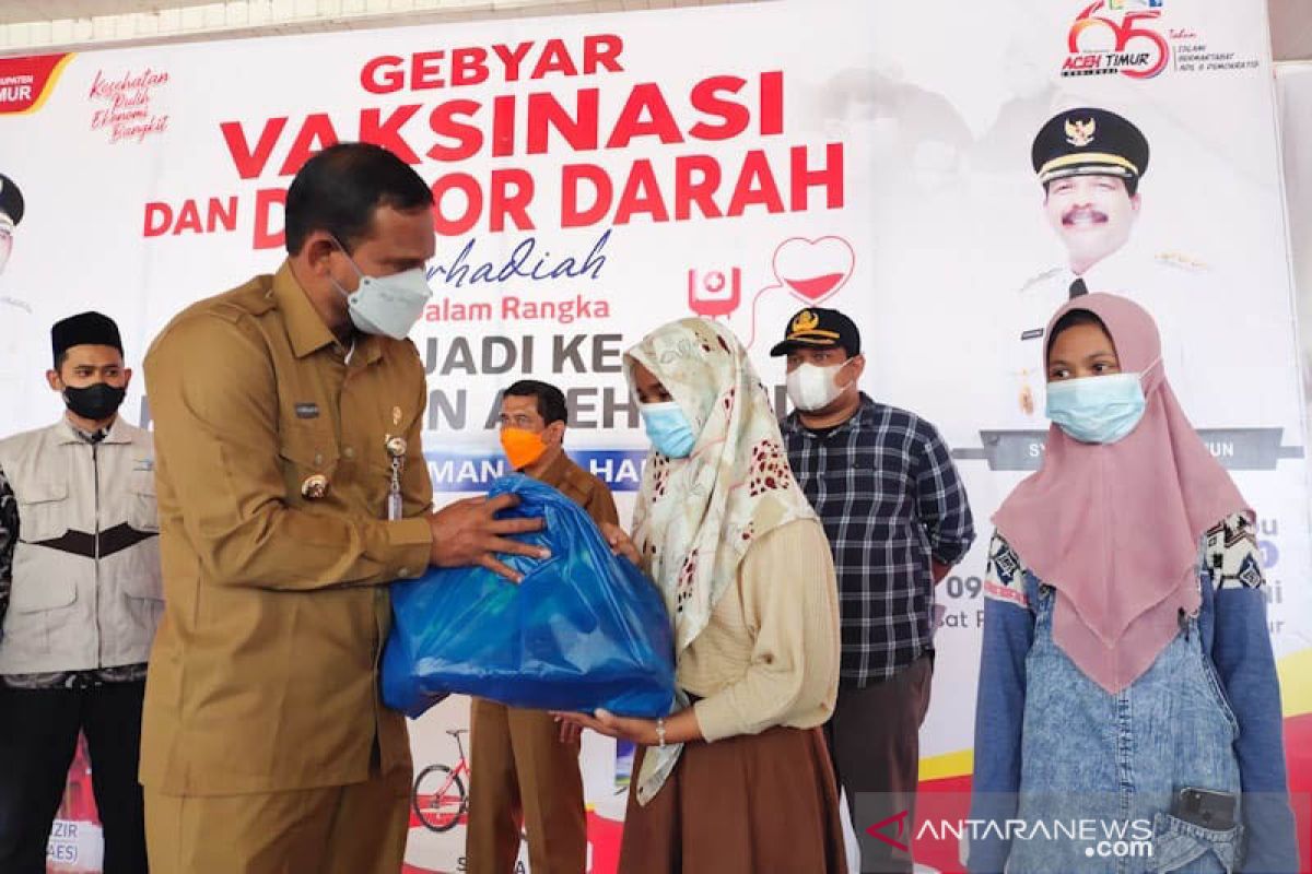 Pemkab Aceh Timur hadiahi anak yatim sudah vaksin COVID-19