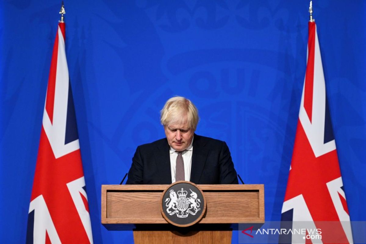 Catatan pidato hilang, PM Johnson "diselamatkan" Peppa Pig