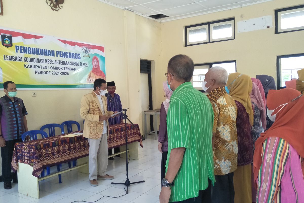 Bupati Lombok Tengah meminta LKKS dukung program pemerintah