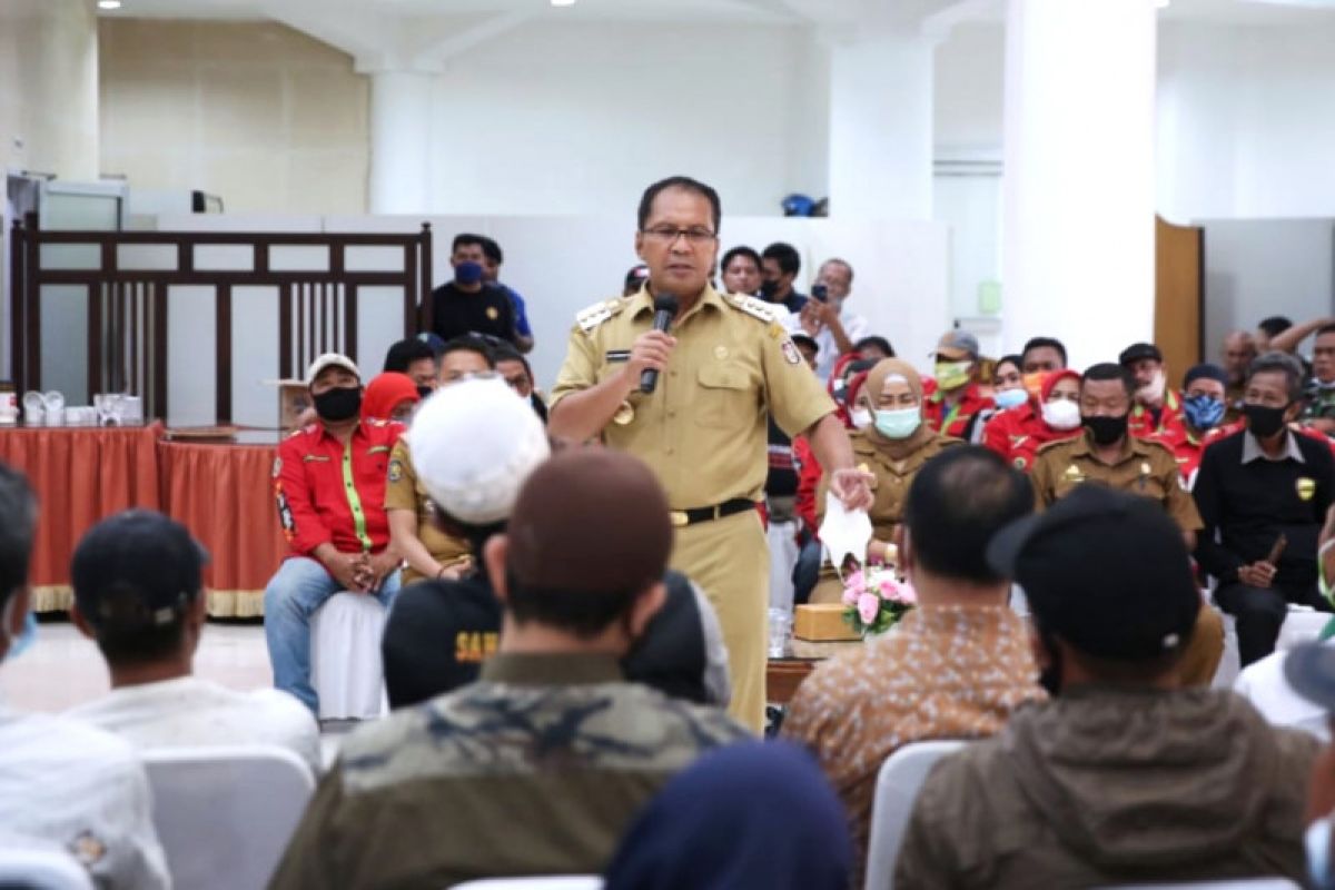 Pemkot Makassar perpanjang PPKM Level 2 hingga 6 Desember 2021