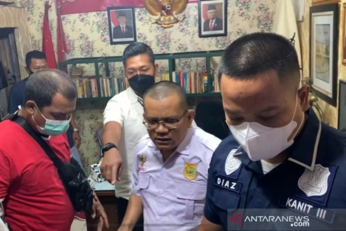 Peras polisi hingga Rp2,5 miliar, Ketua LSM Tamperak di ciduk