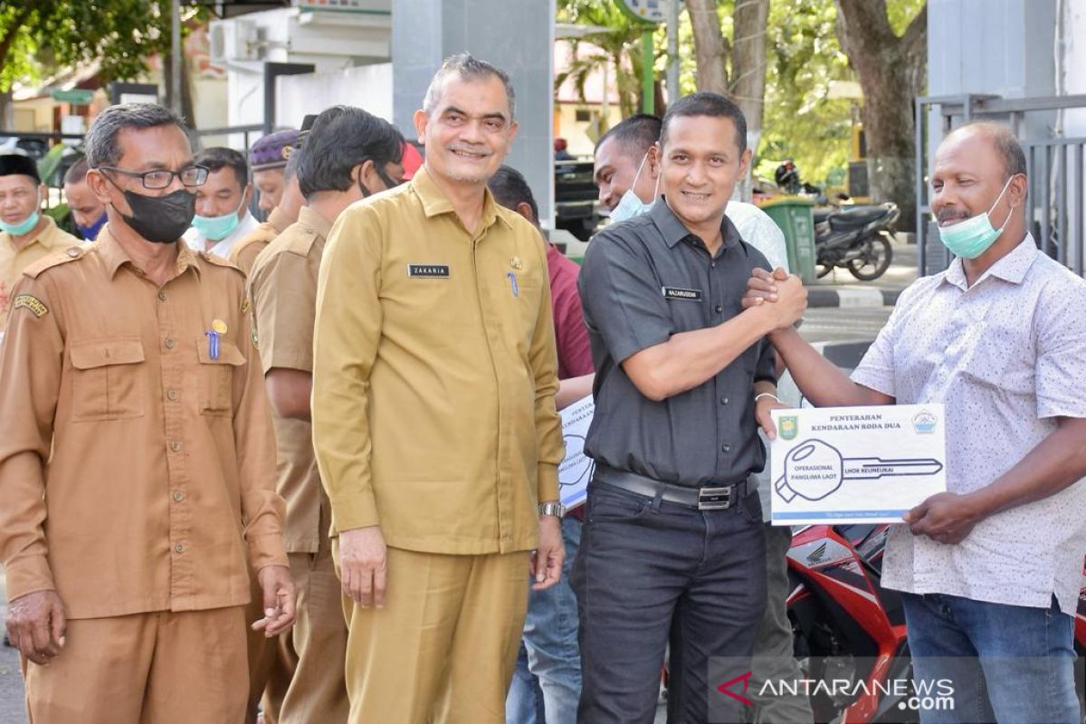 Panglima Laot di Sabang dapat sepeda motor dari pemerintah