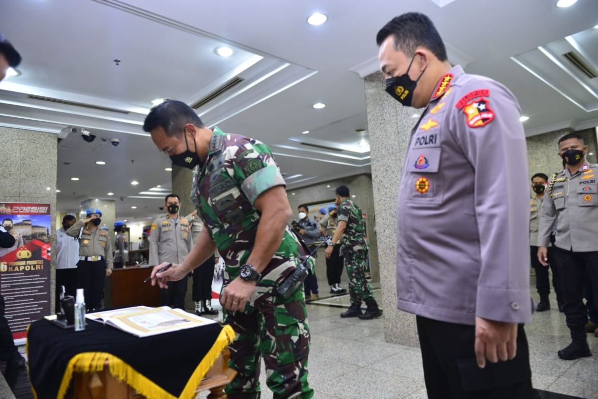 Kapolri sebut sinergi dan soliditas TNI-Polri ditingkatkan