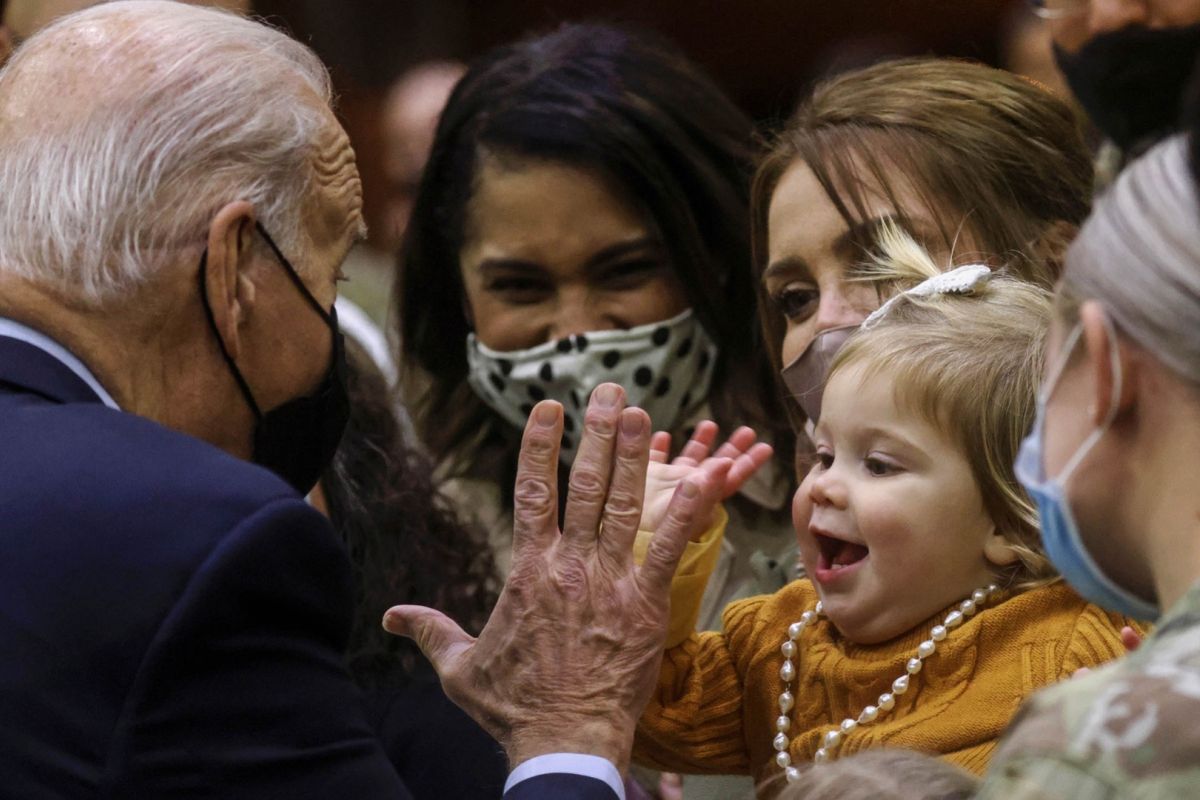 Biden kunjungi Nantucket rayakan "Thanksgiving" bersama keluarga