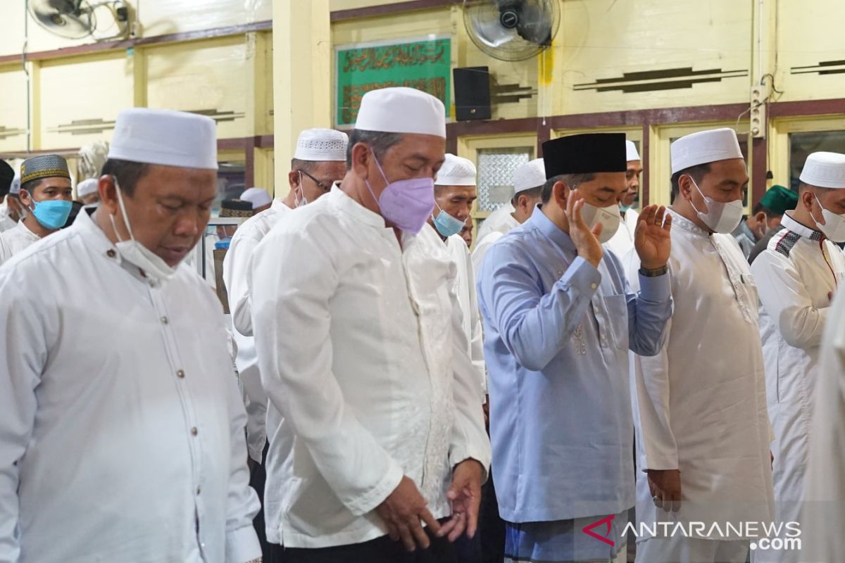 Anggota PGRI HSS ditugaskan ajak warga belum divaksin