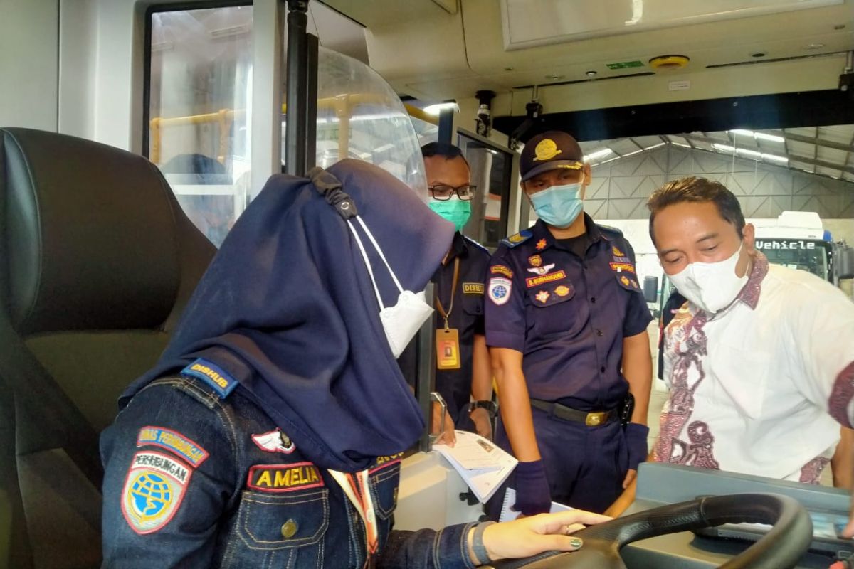 40 tenaga penguji ikut pelatihan uji kir bus listrik