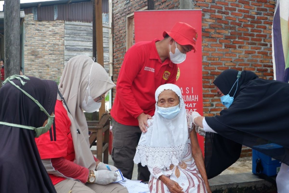 BIN gelar vaksinasi dari pintu ke pintu  di Labuhan Batu Utara