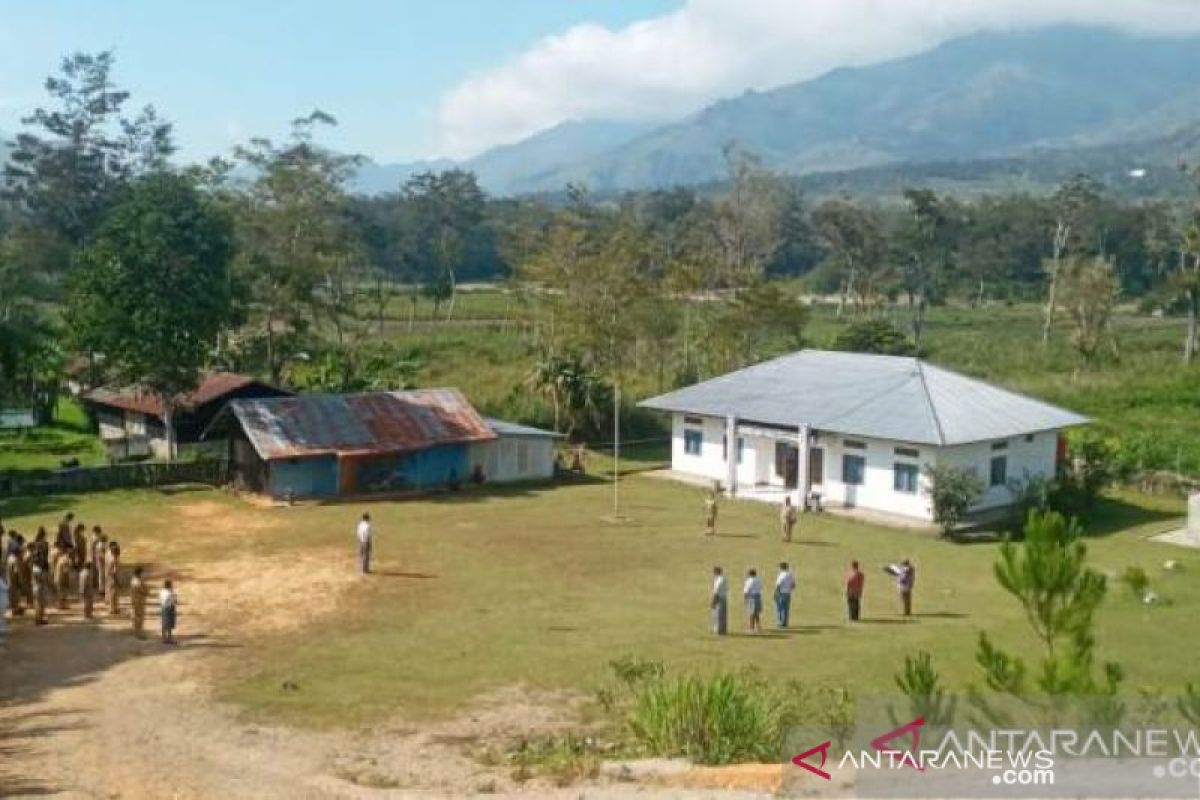 Kepala kampung di Jayawijaya minta percepat penyaluran BLT