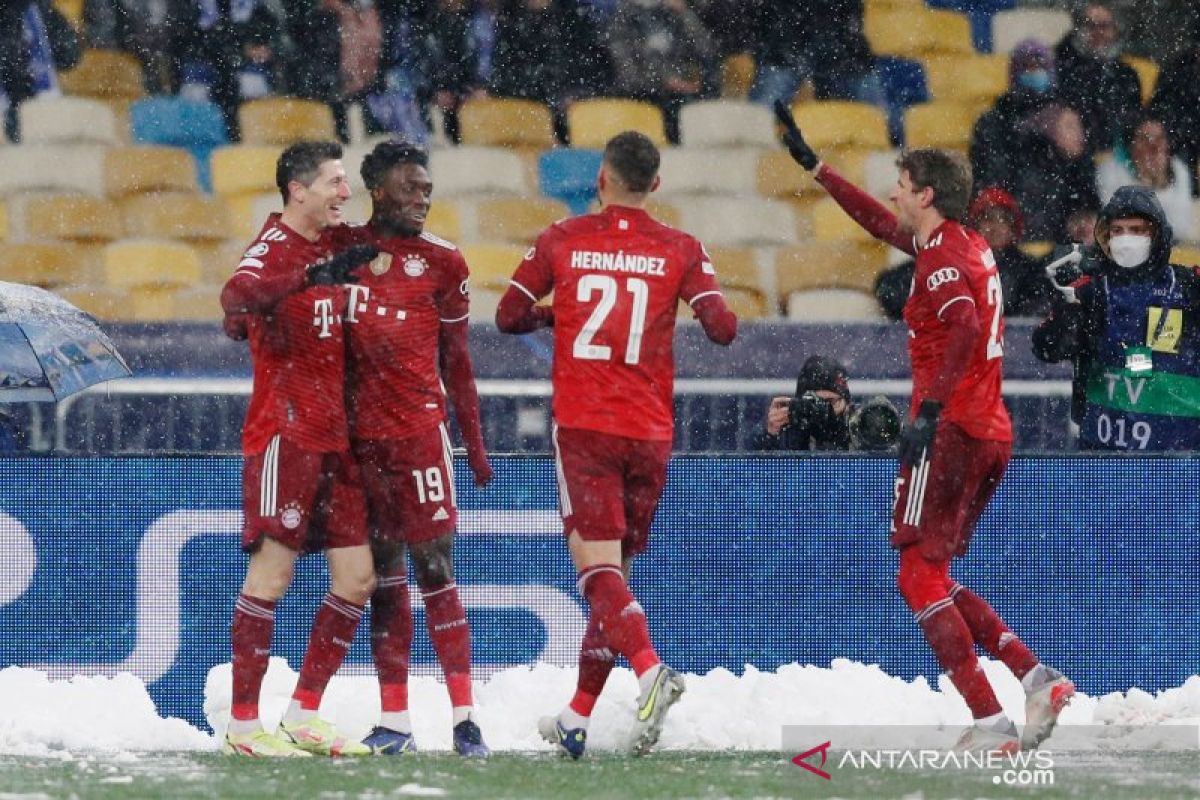 Liga Champions  - Bayern Muenchen lolos ke babak 16 besar kalahkan Kiev 2-1