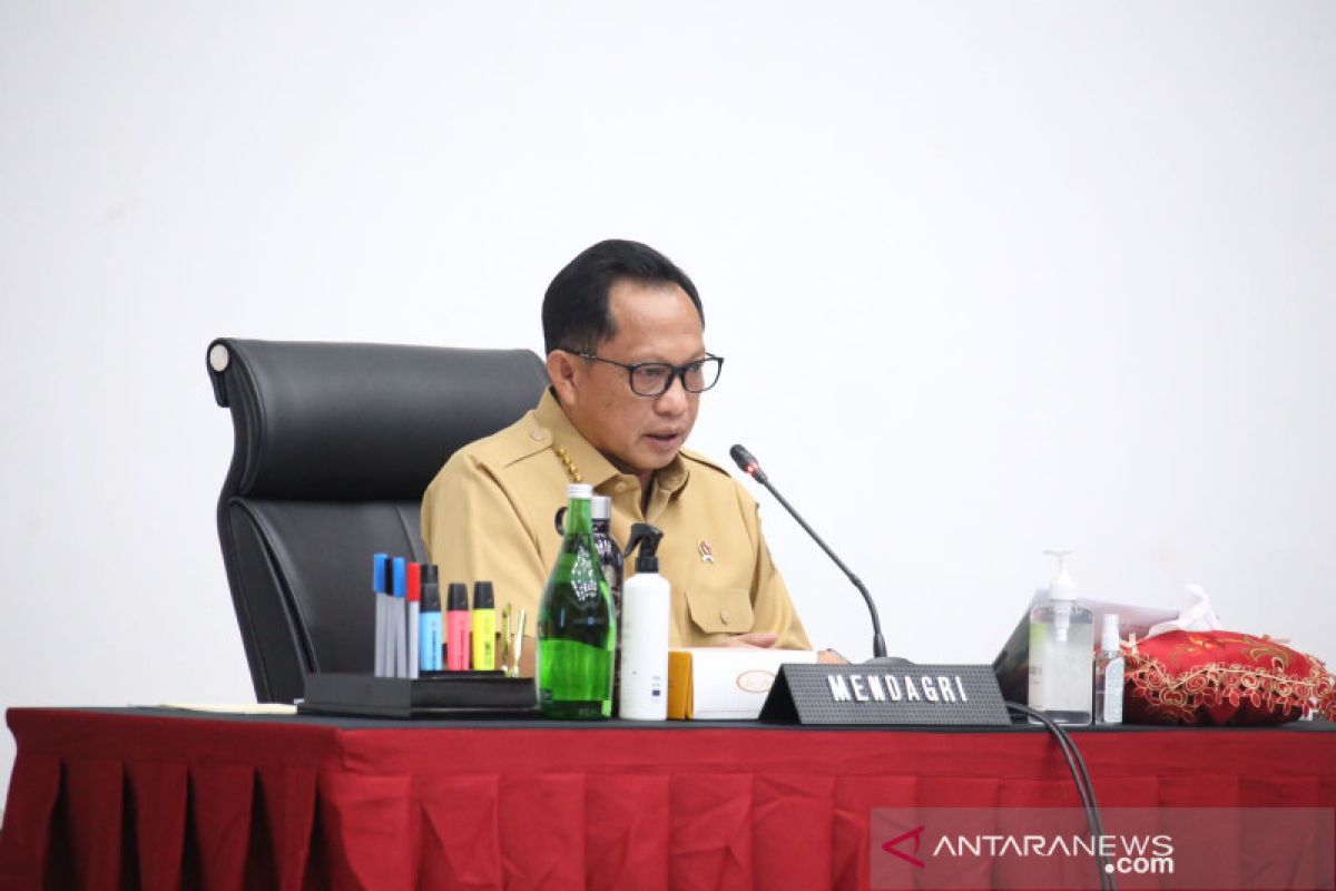 Mendagri Tito tegur pemda dengan realisasi APBD rendah