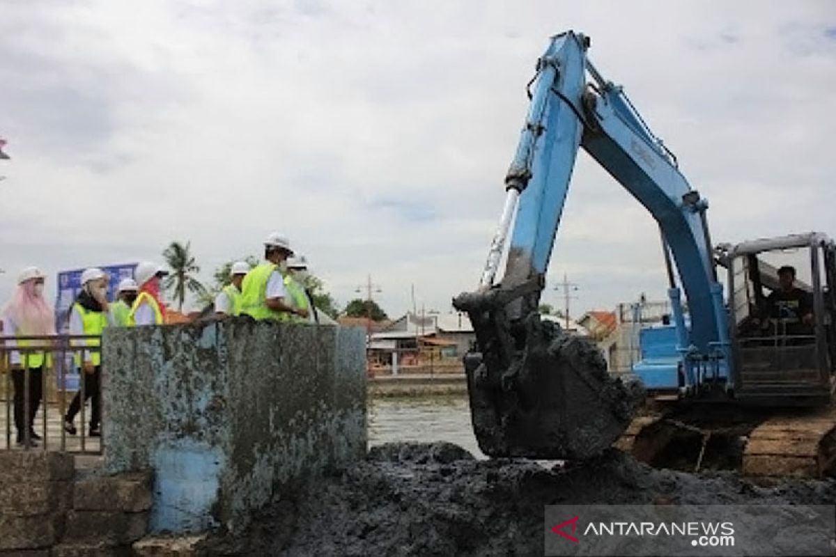 Pemkab Tangerang lakukan normalisasi muara Sungai Ciketapang