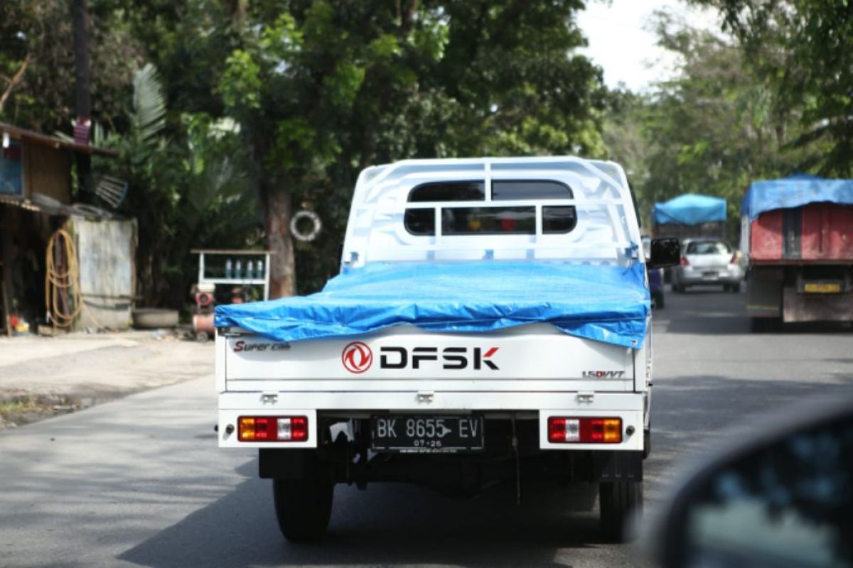 DFSK Super Cab jajal jalan di Medan bawa beban 1 ton