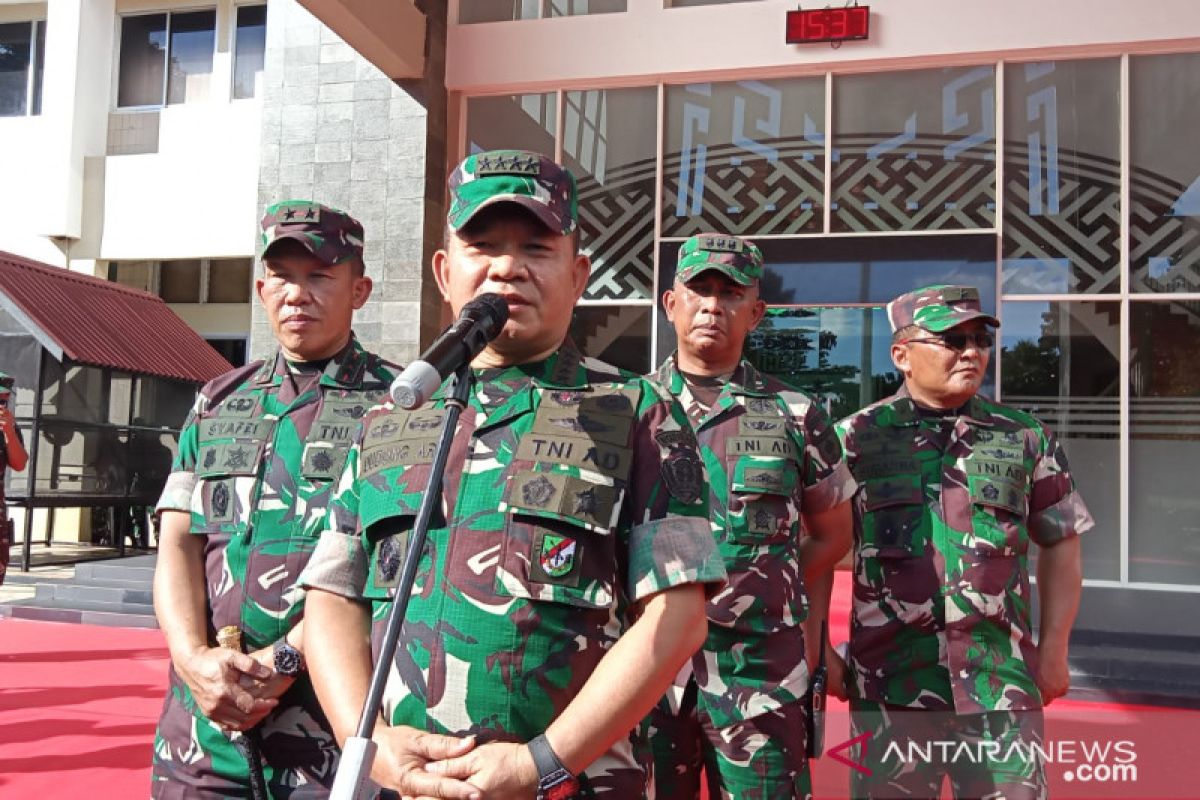 Kasad: Tumbuhkan rasa kecintaan rakyat Papua kepada TNI