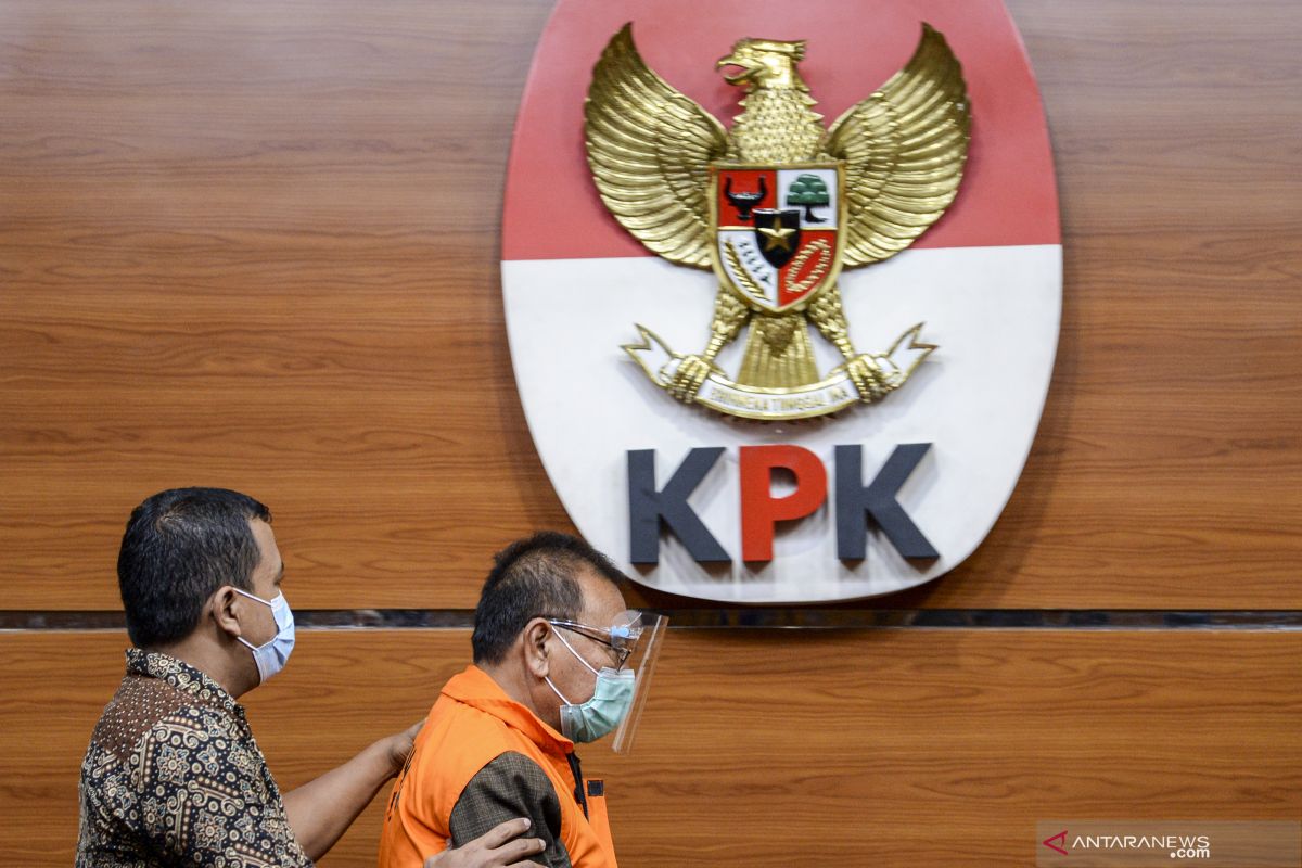KPK limpahkan berkas dua terdakwa korupsi pengadaan mesin PG Djatiroto