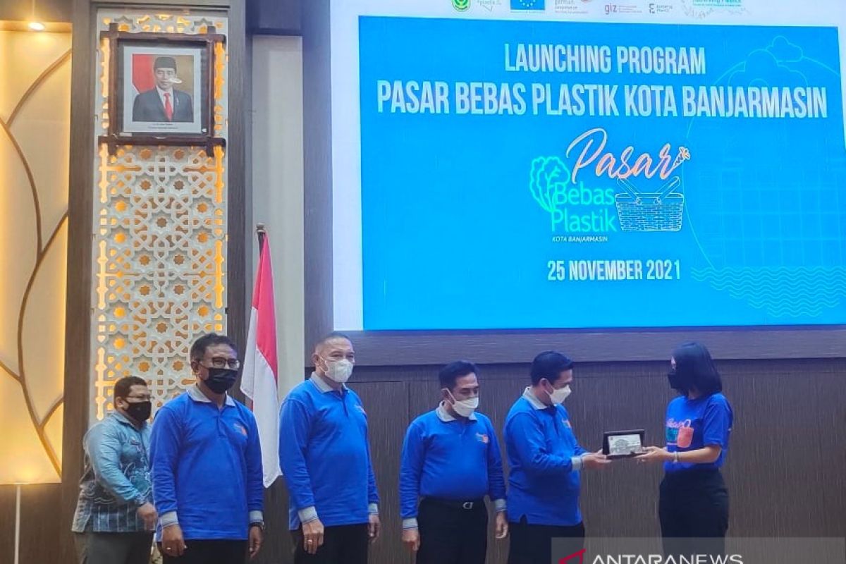 GIDKP puji Ibnu Sina pioner pelarangan penggunaan kantong plastik