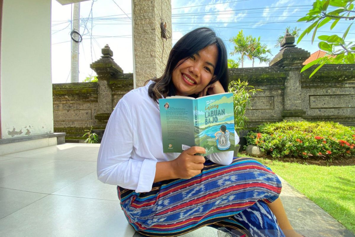 Buku Lejong ke Labuan Bajo ungkap kekayaan Labuan Bajo yang terpendam