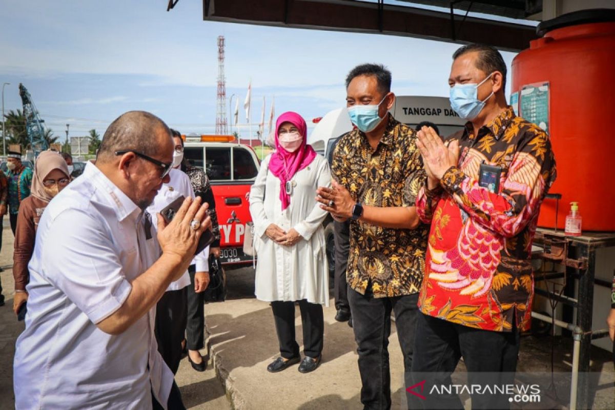Kunker ke Sumbar, Ketua DPD RI Minta Masalah Tol Padang-Pekanbaru Segera Diselesaikan