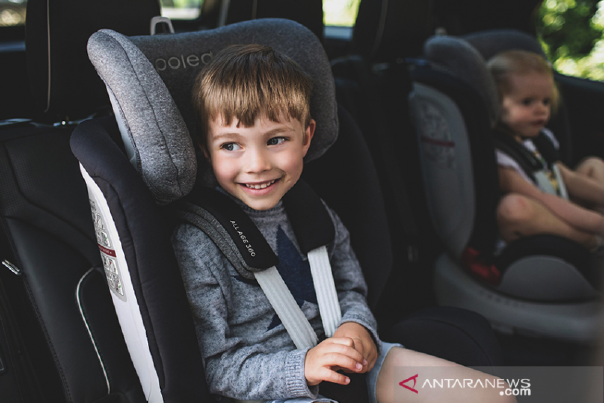 "Car seat" penting untuk anak berdasarkan usia