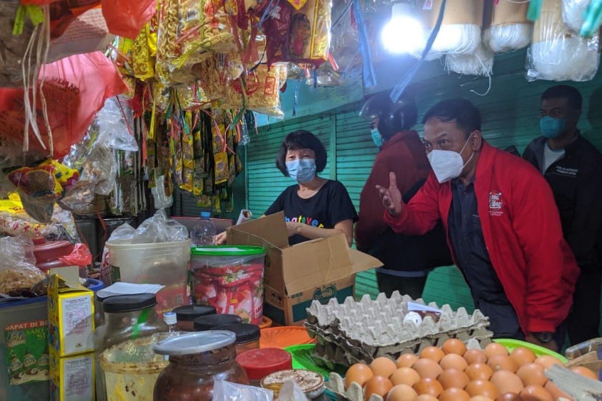 Harga minyak goreng naik, Pemkot Surabaya diminta gelar operasi pasar