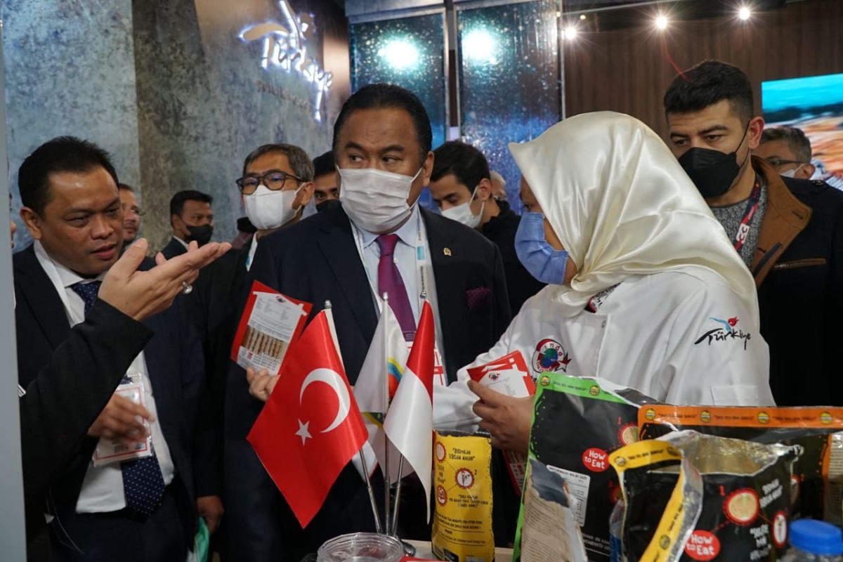 Wakil Ketua DPR sebut harus ada kesamaan standar halal internasional