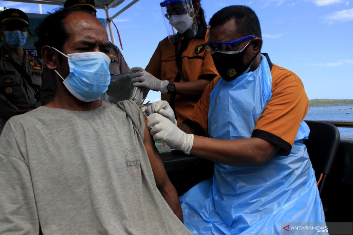 Dinkes NTT bilang 1,8 juta orang belum divaksin COVID-19