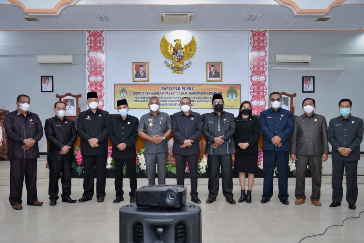 Bupati hadiri rapat paripurna DPRD Ketapang