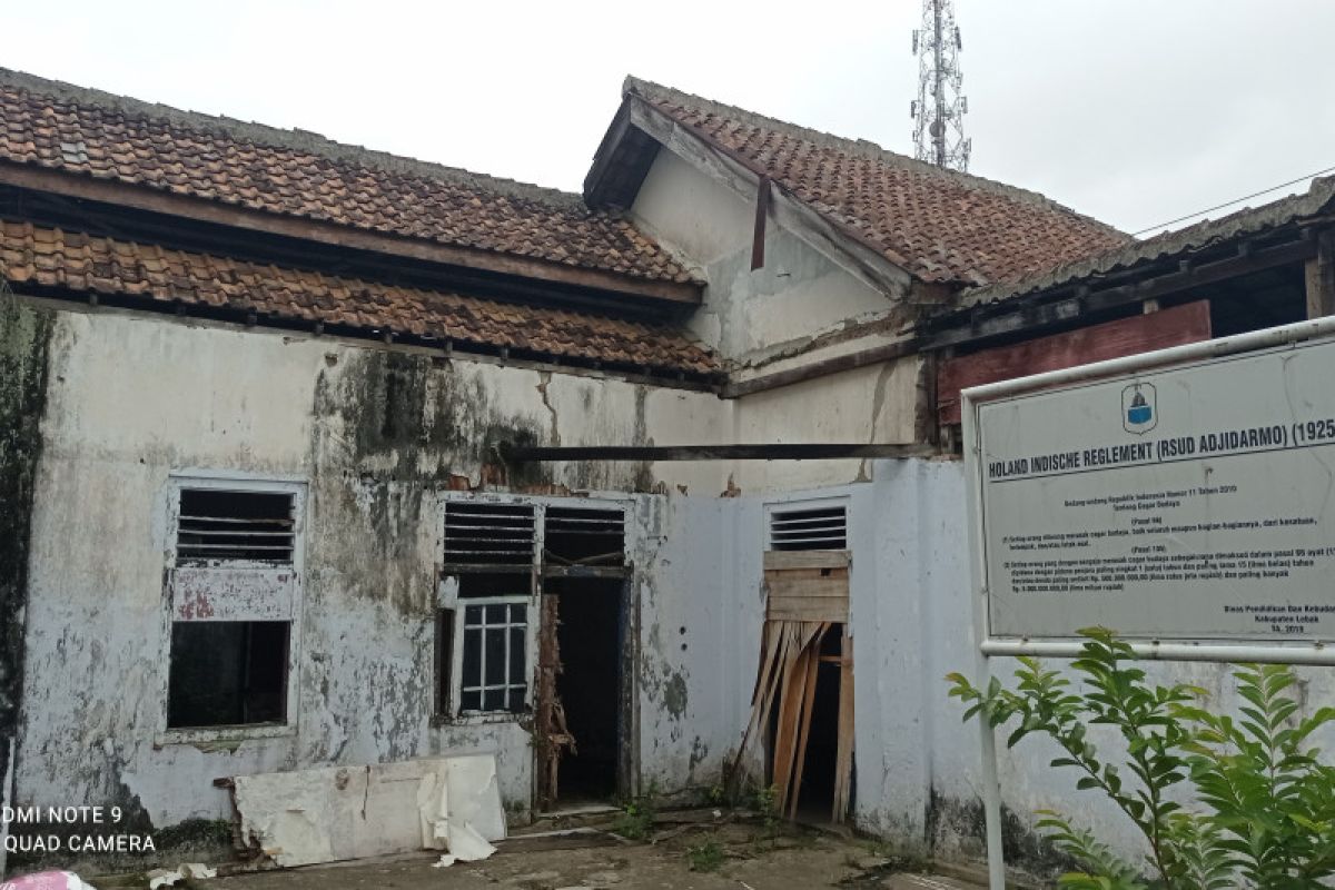 Akademisi  prihatin cagar budaya Multatuli di Lebak-Banten telantar