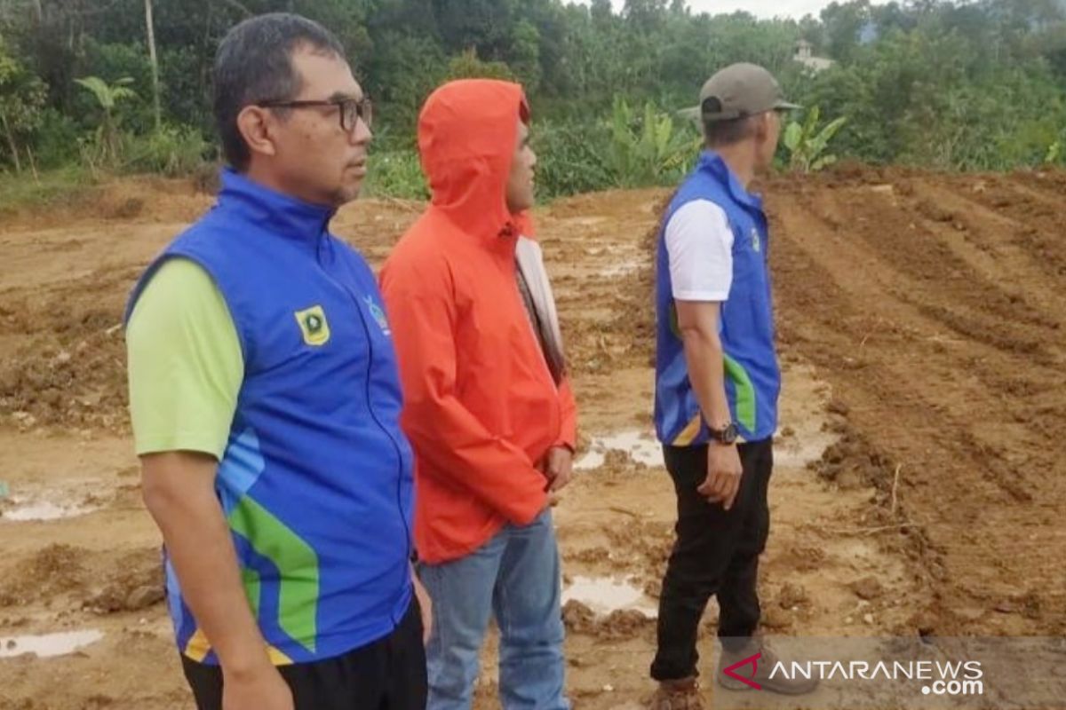 Pemkab Bogor siapkan hunian sementara korban pergeseran tanah di Sukamakmur